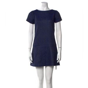 Alice + Olívia 
Bateau Neckline Mini Dress